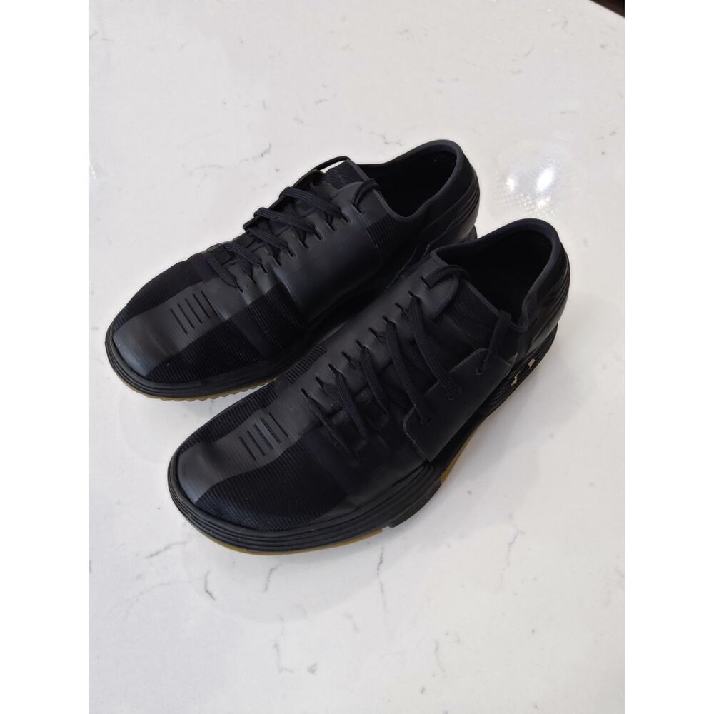 Under Armor black Speedform Amp 2.0 Men's sz 10 Athletic Shoes